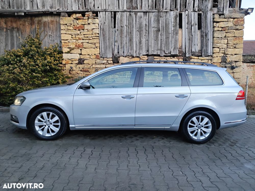 Volkswagen Passat 2.0 TDI DSG BlueMotion Technology Comfortline - 13