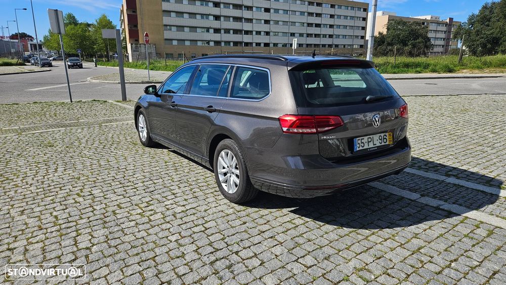 VW Passat Variant 1.6 TDI BlueMotion - 9