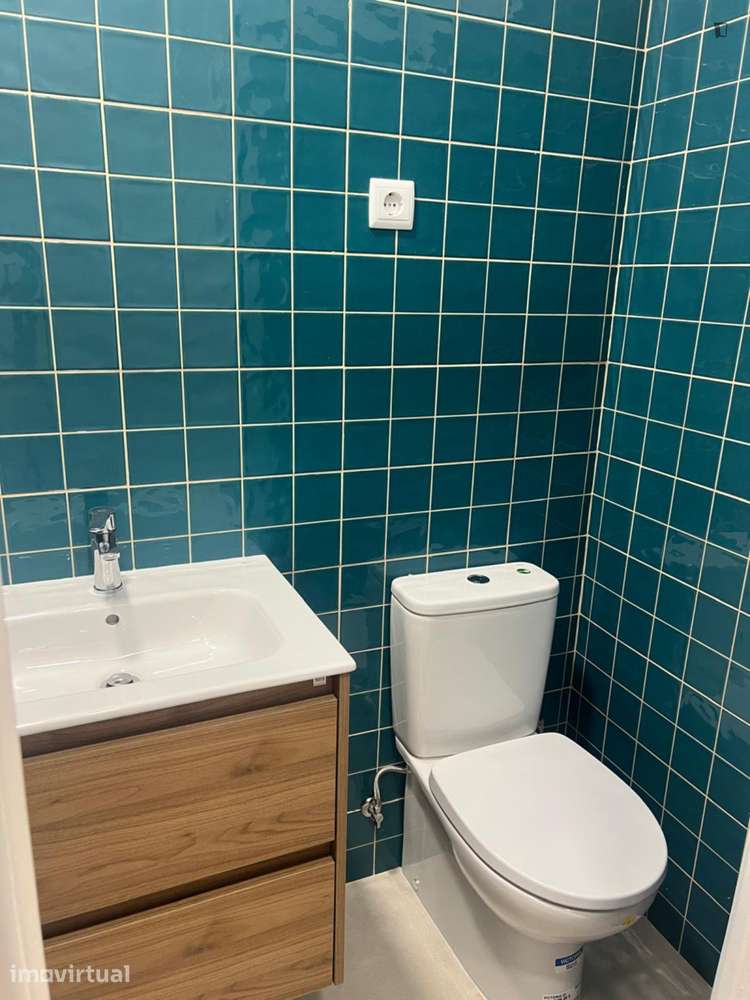 Quarto - localizado em Montes Claros Coimbra - Grande imagem: 3/13