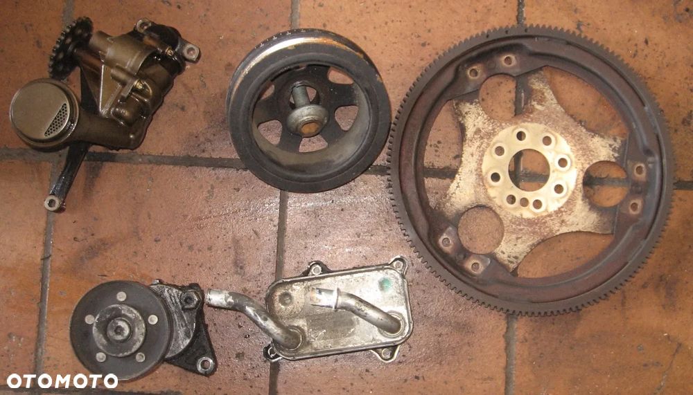 wałek rozrządu pokrywa zaworów filtr oleju MERCEDES ML W163 W210 3.2V6 - 12