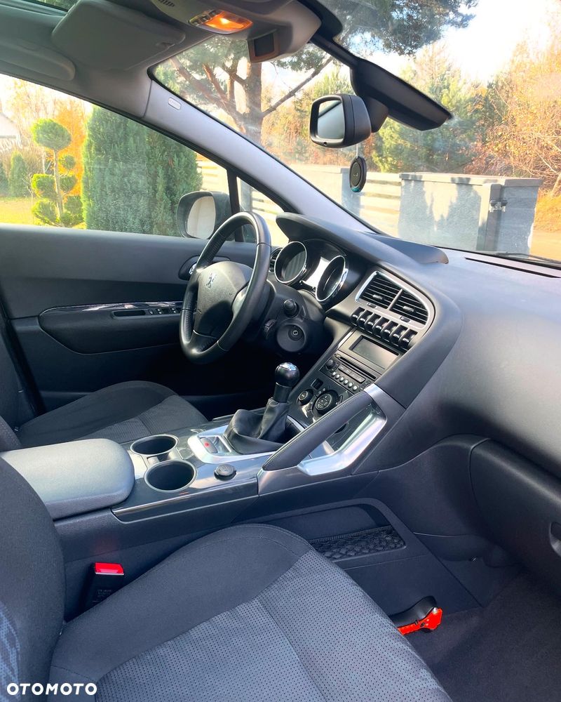 Peugeot 3008 120 VTi Premium - 8