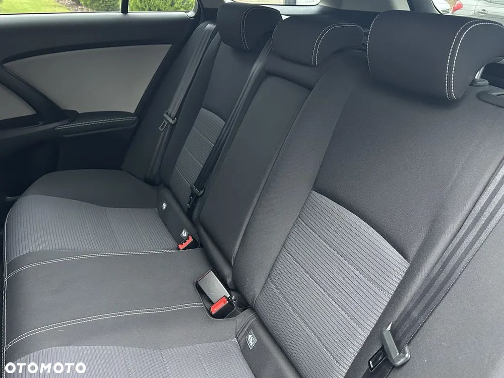 Toyota Avensis Touring Sports 1.8 Edition S+ - 27