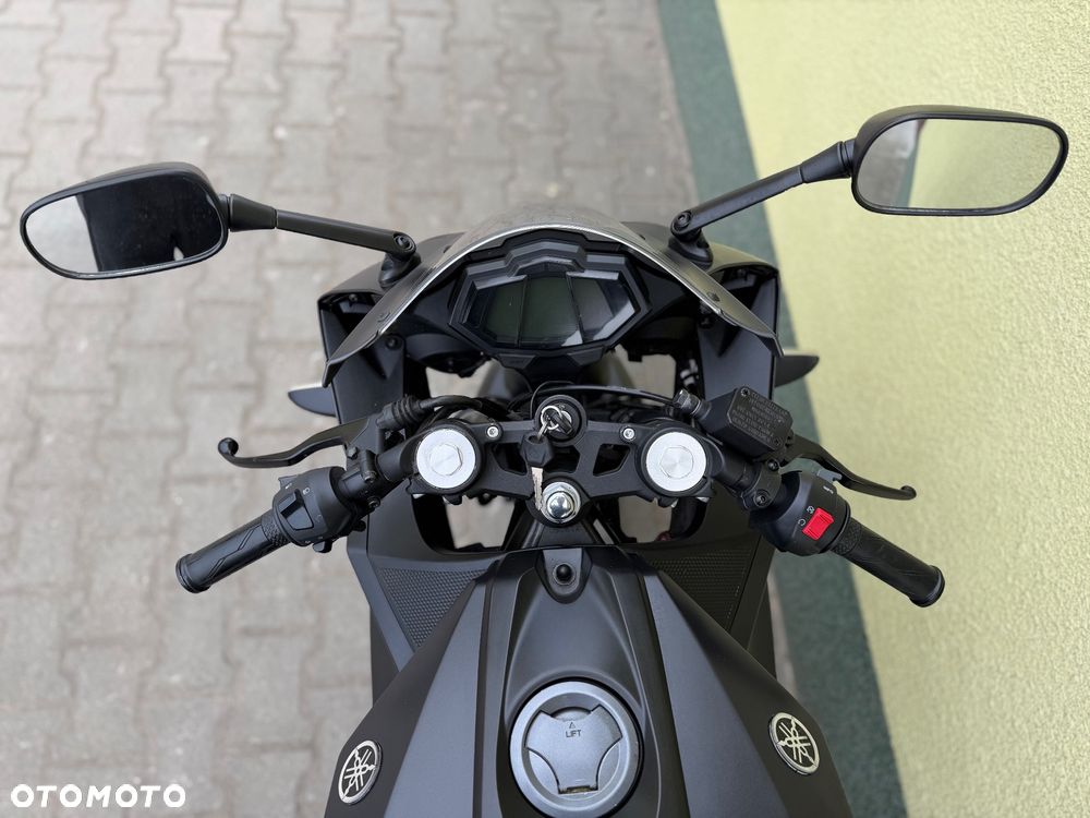 Yamaha YZF - 36