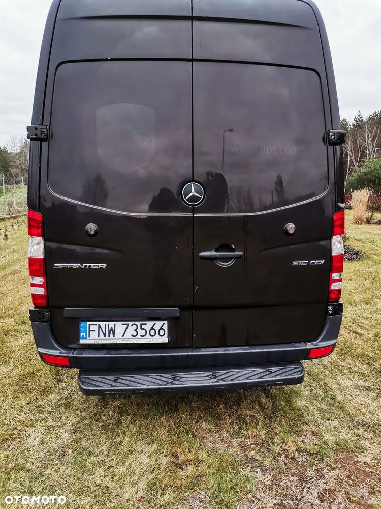 Mercedes-Benz Sprinter - 3