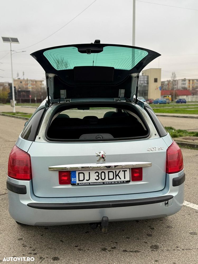 Peugeot 407 SW 115 - 11