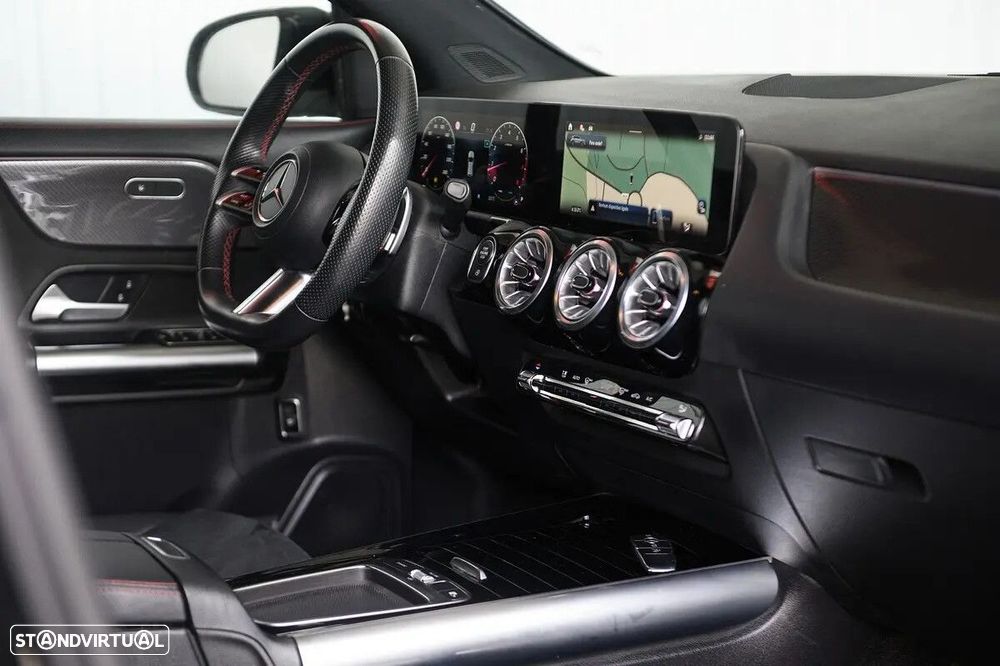 Mercedes-Benz GLA 200 AMG Line - 23