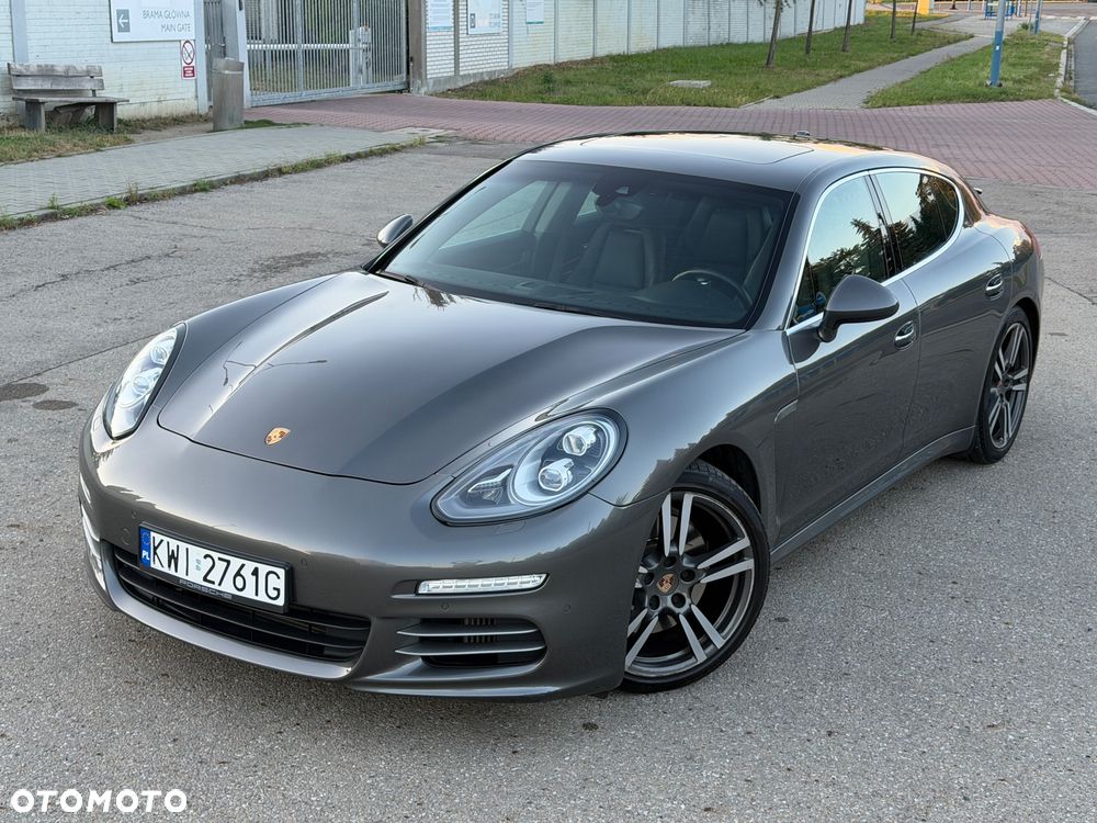 Porsche Panamera 4S - 2