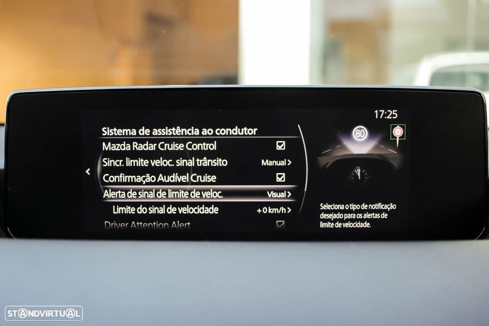 Mazda MX-30 e-SKYACTIV Excellence - 32