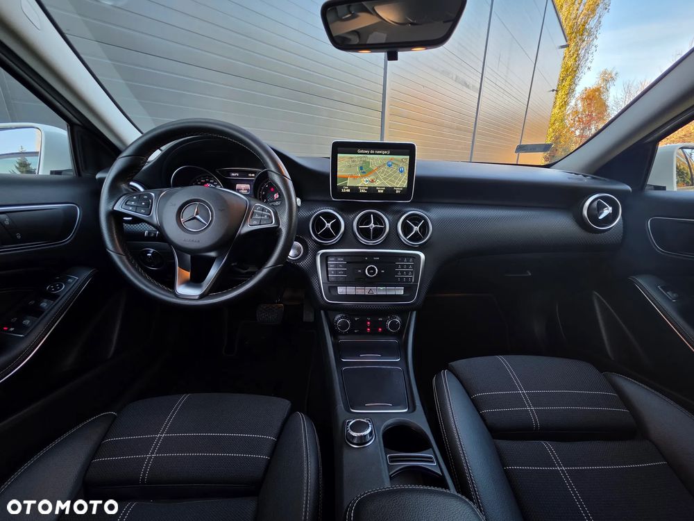 Mercedes-Benz Klasa A 180 7G-DCT AMG Line - 26