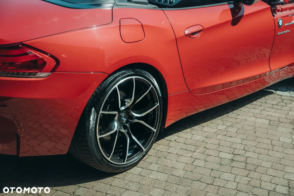 BMW Z4 sDrive35is - 29