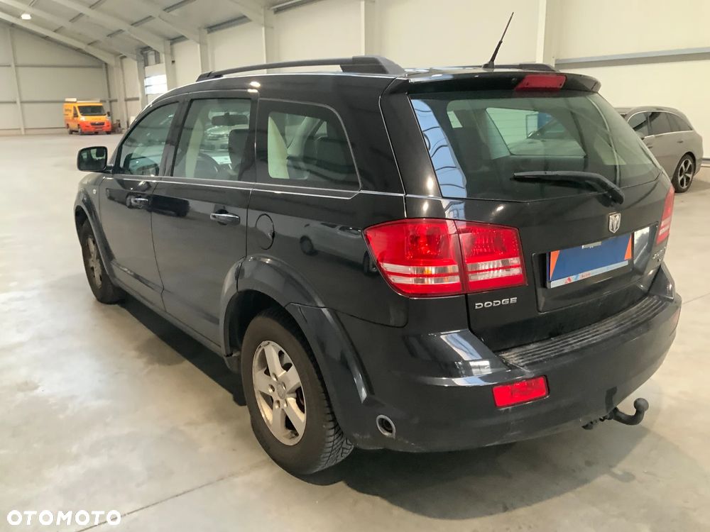 Dodge Journey - 7