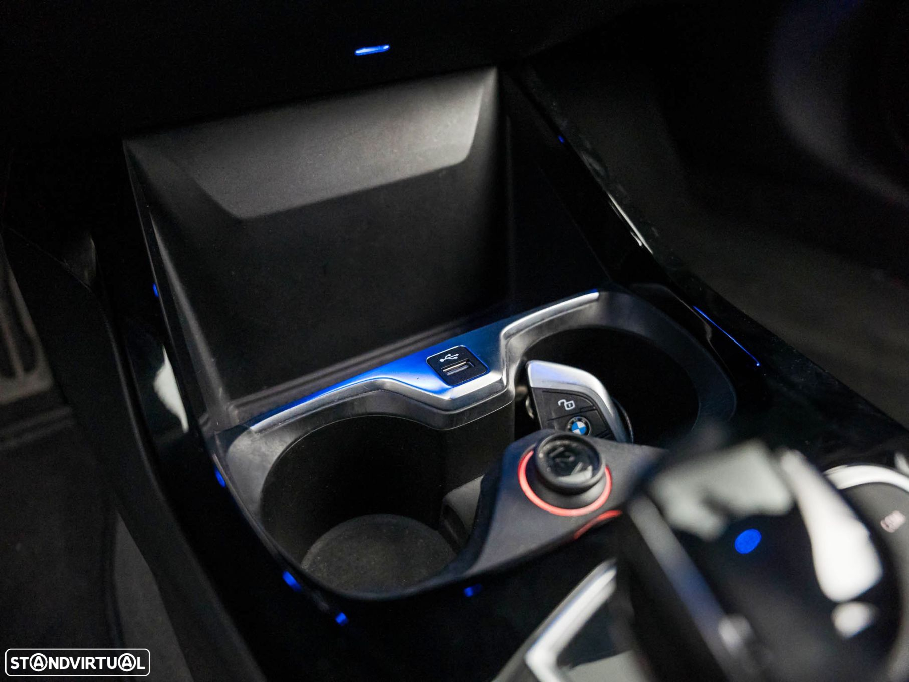 BMW 118 i Pack Desportivo M Auto - 26