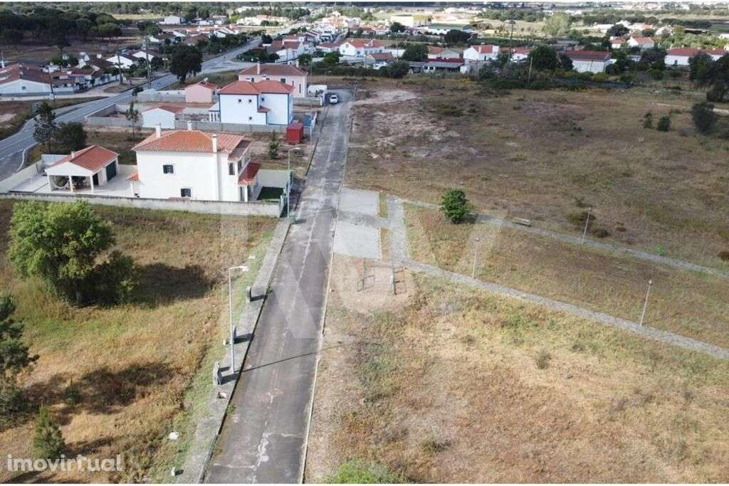 Terreno Urbano 645m2 - Grande imagem: 2/3