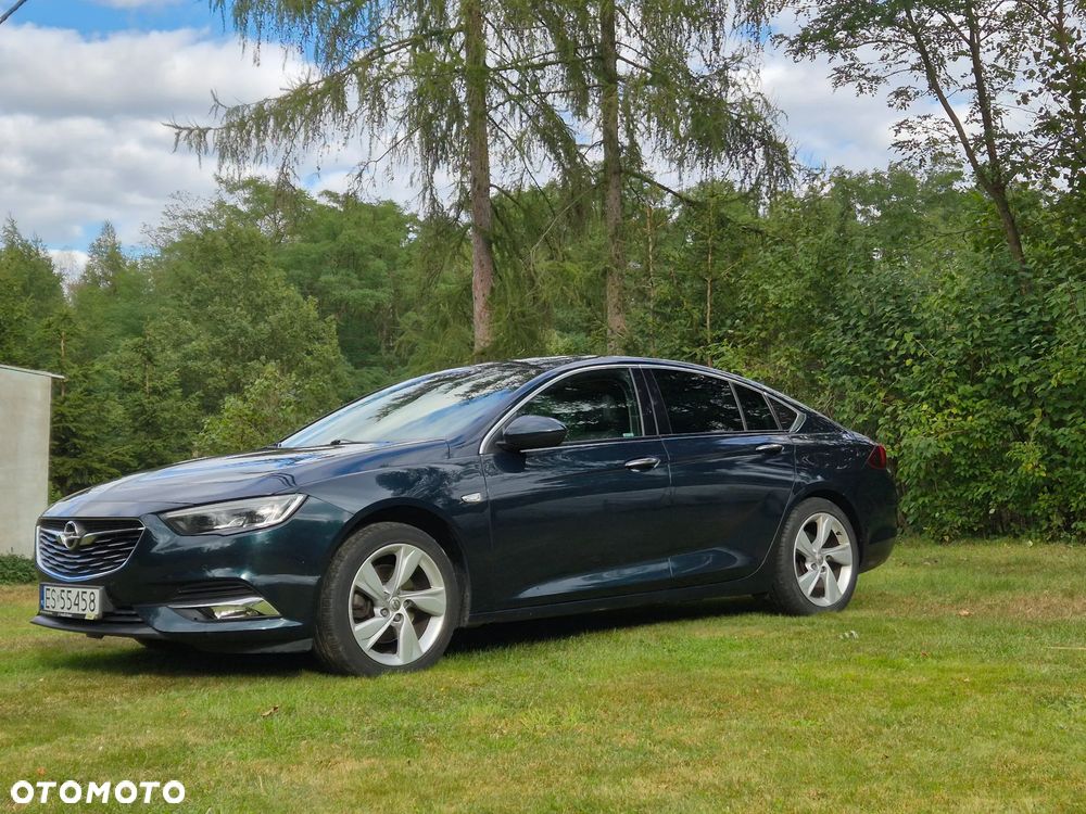 Opel Insignia - 1