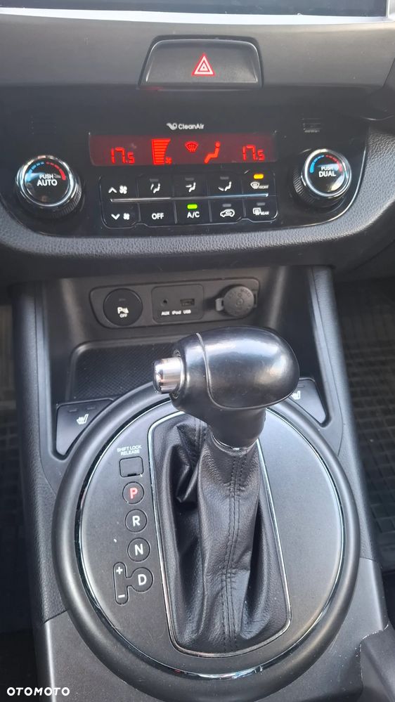 Kia Sportage 2.0 CVVT 4WD Automatik Vision - 12