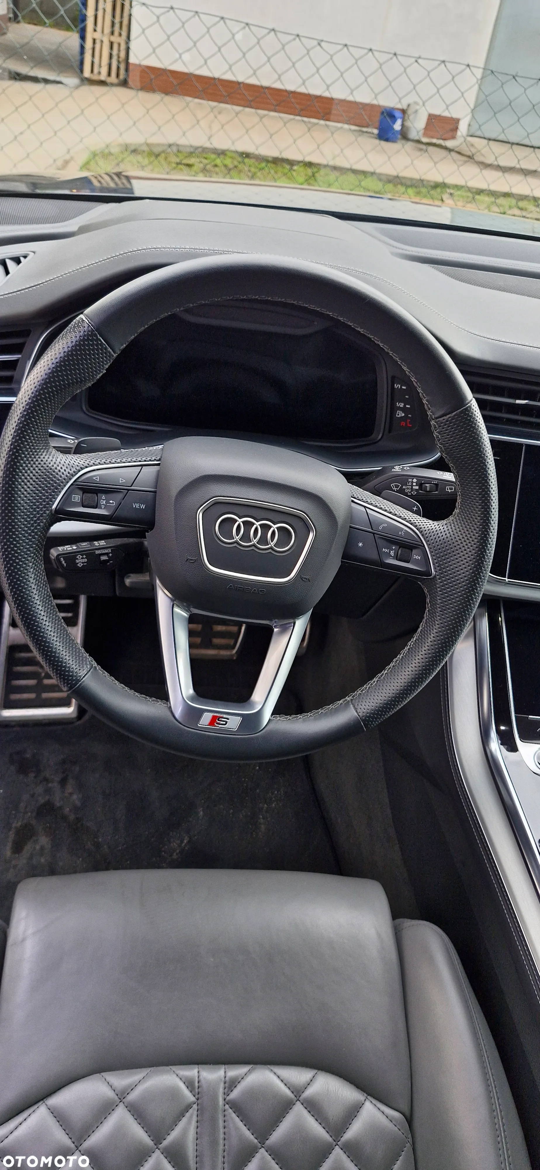 Audi Q8 - 11