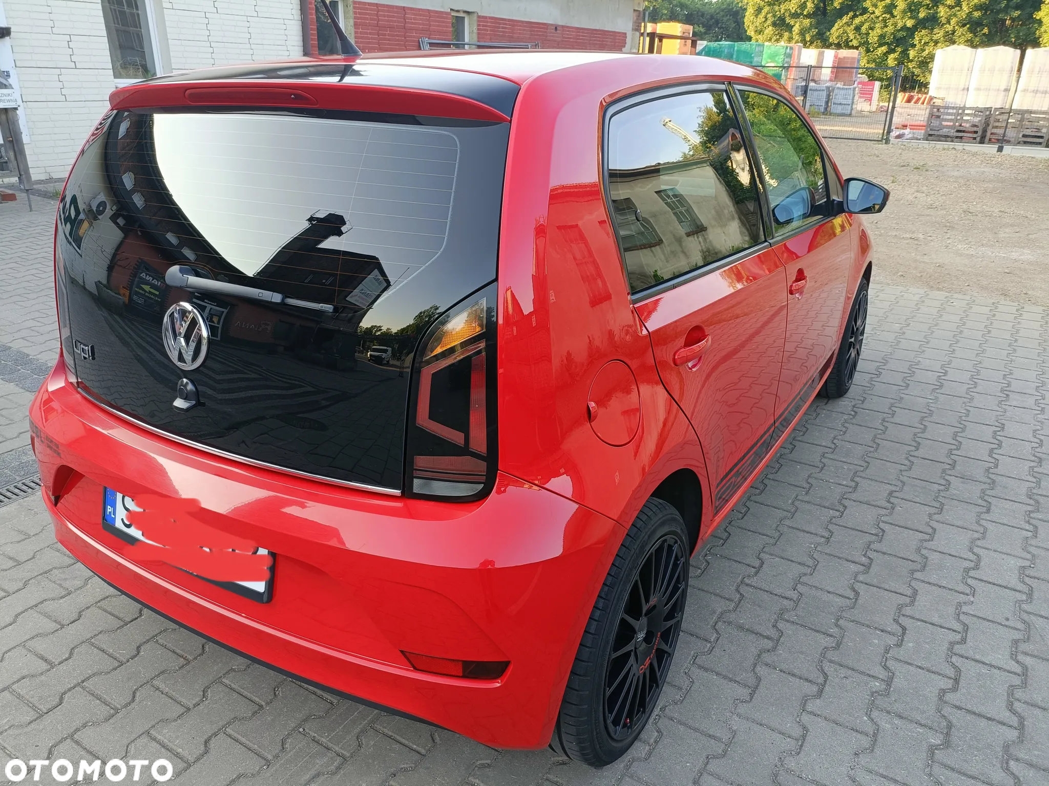 Volkswagen up! 1.0 take - 4