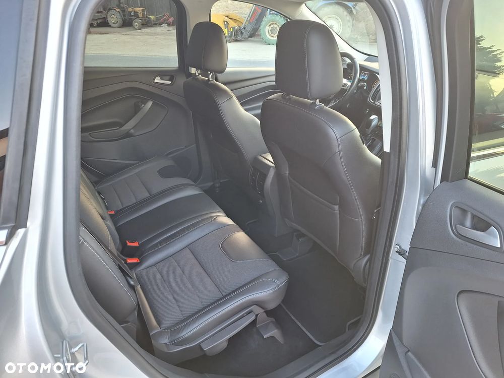Ford Kuga 1.5 EcoBoost 4WD Titanium - 17