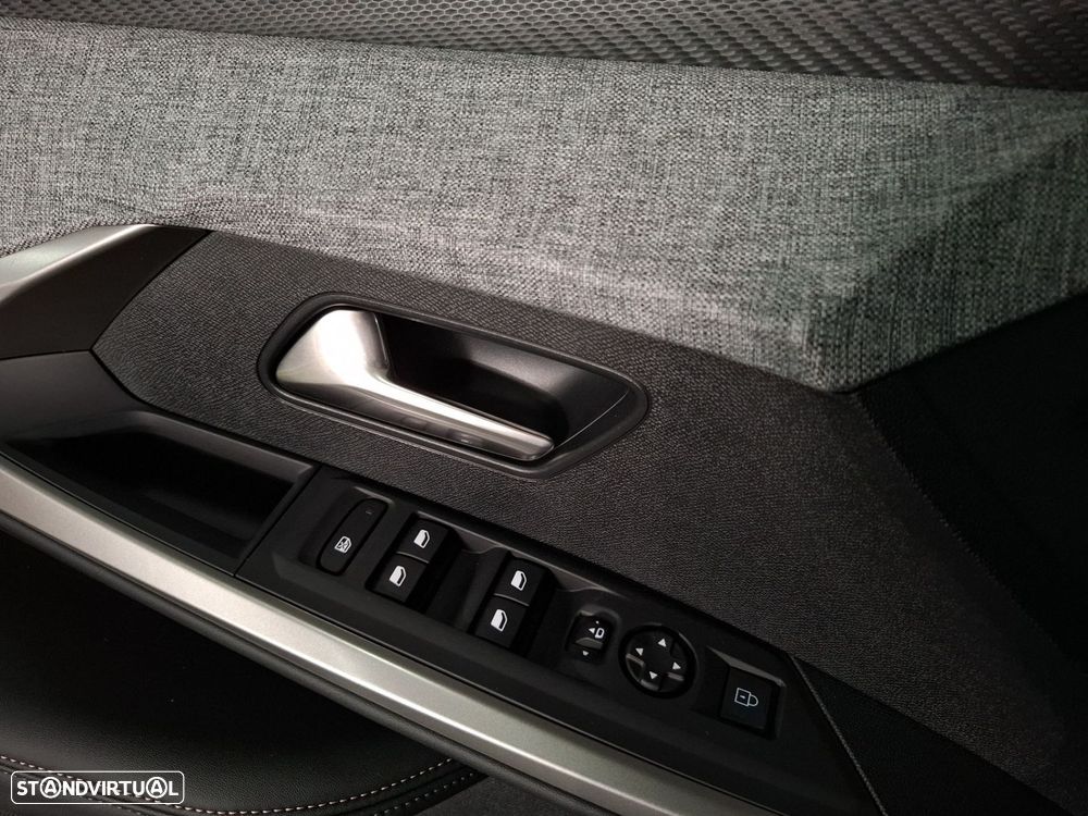 Peugeot E-3008 73 kWh Allure - 20