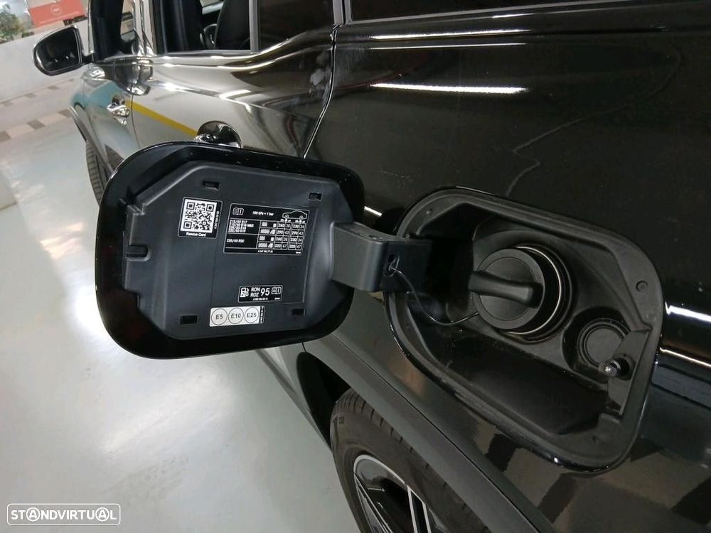 Mercedes-Benz GLB 200 AMG Line - 12