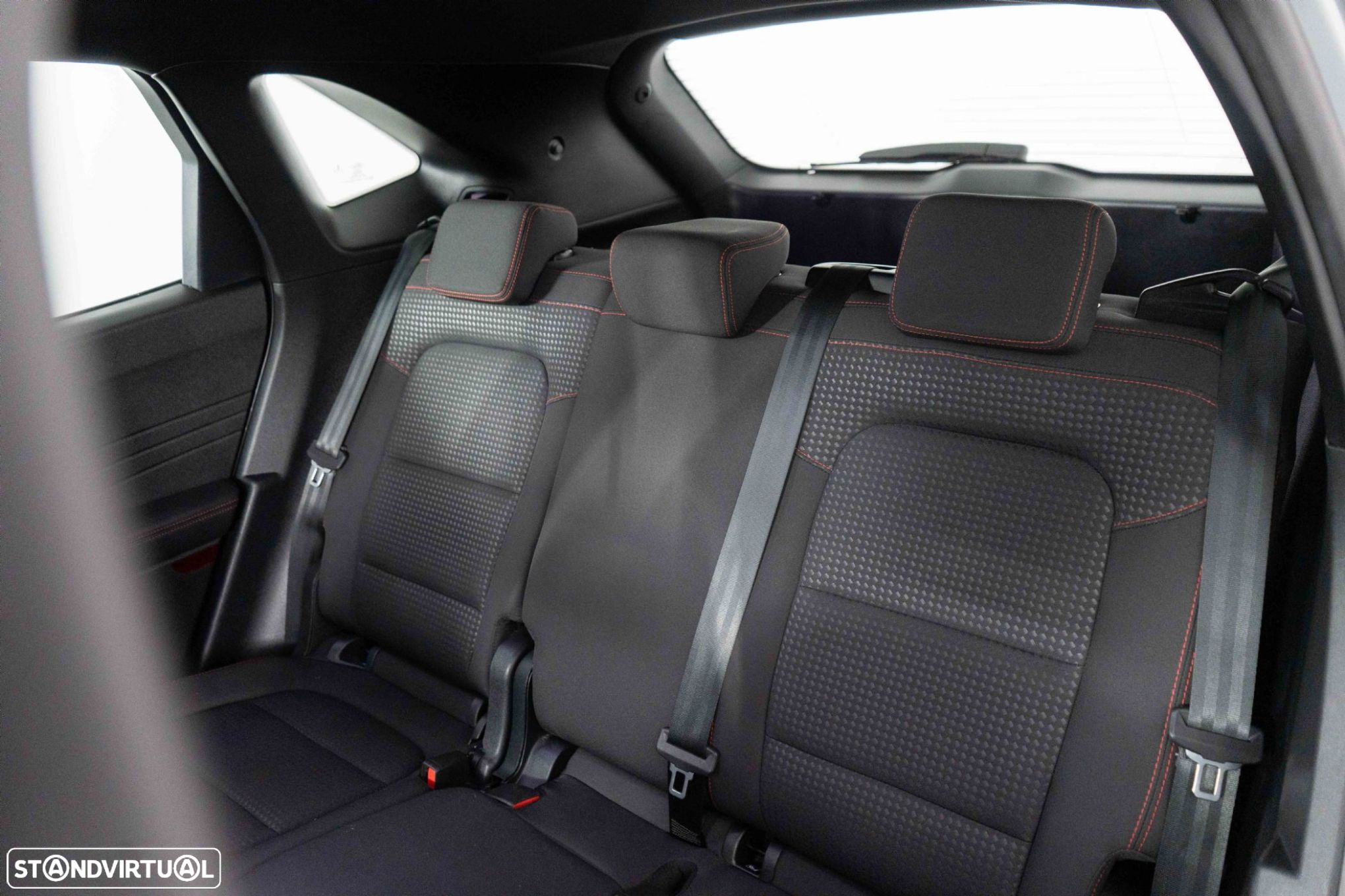 Ford Kuga - 9