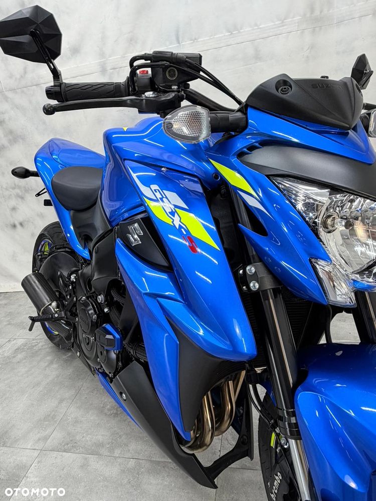 Suzuki GSX 1000 - 33