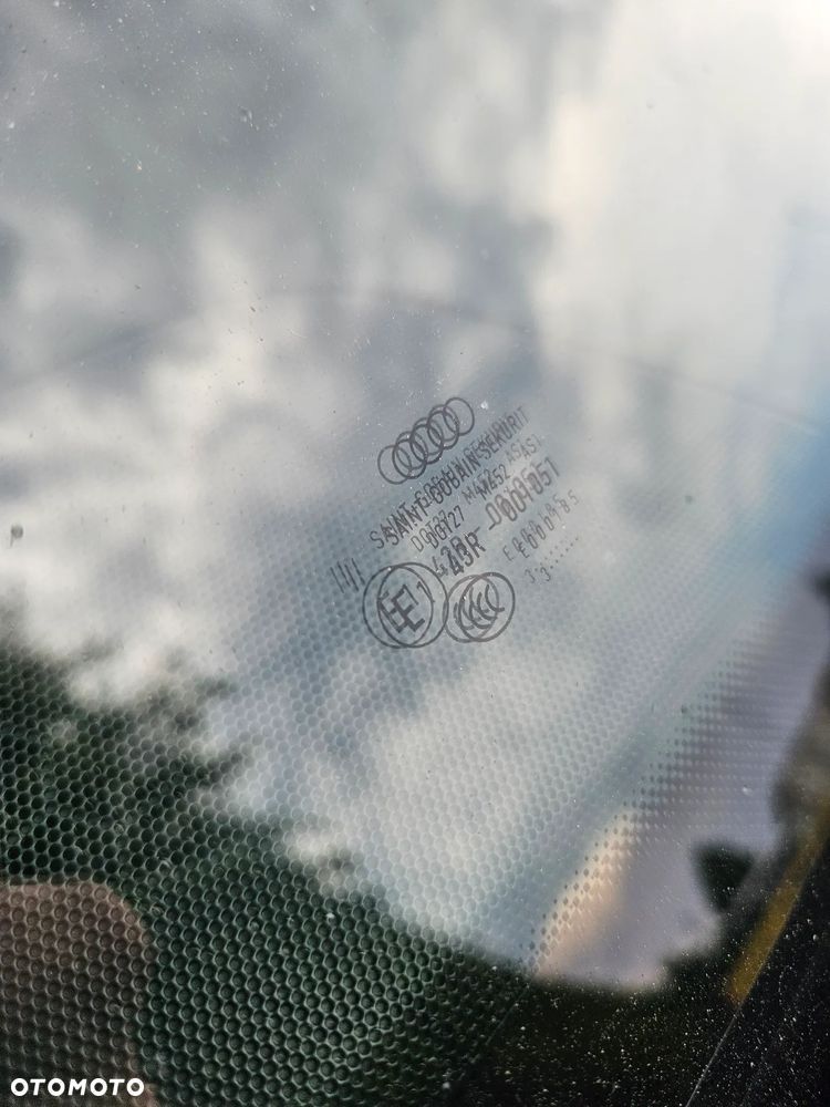 Audi A4 Avant 2.0 TDI - 30