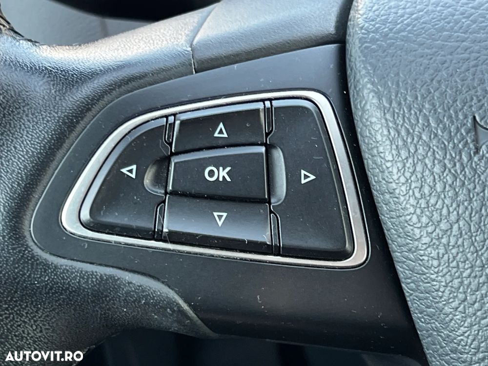Ford Focus 1.0 EcoBoost Trend - 21