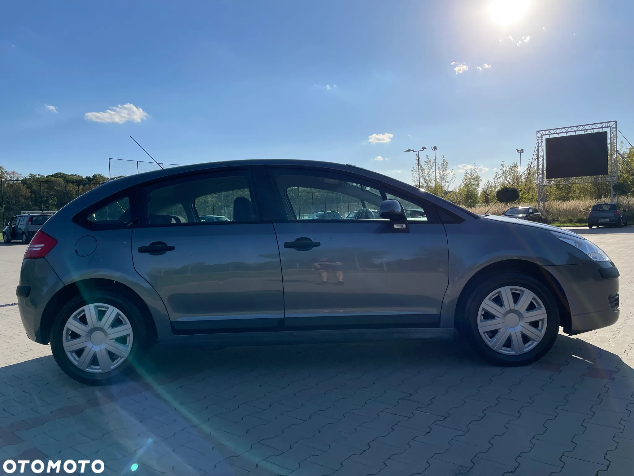 Citroën C4 1.6 HDi Impress - 9