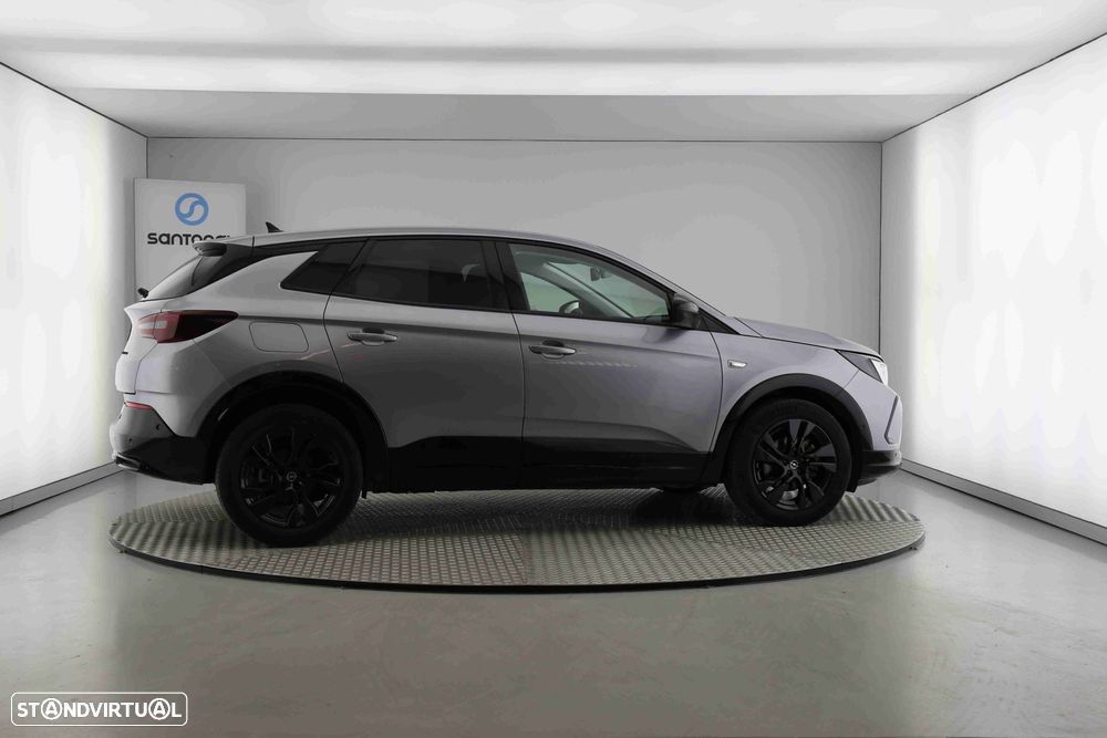 Opel Grandland 1.2 T GS - 3