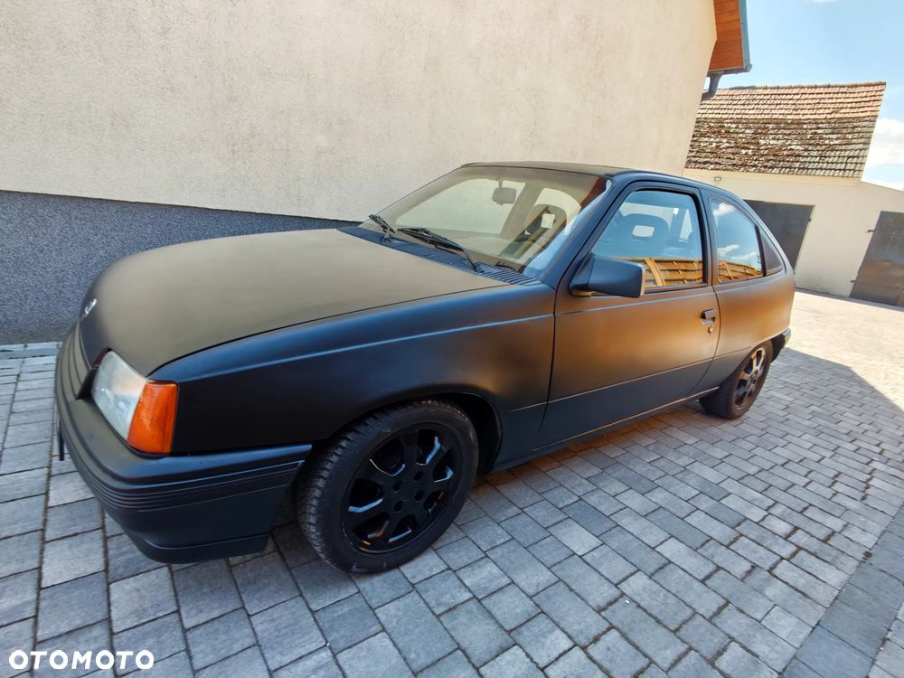 Opel Kadett 1.4 LS - 26