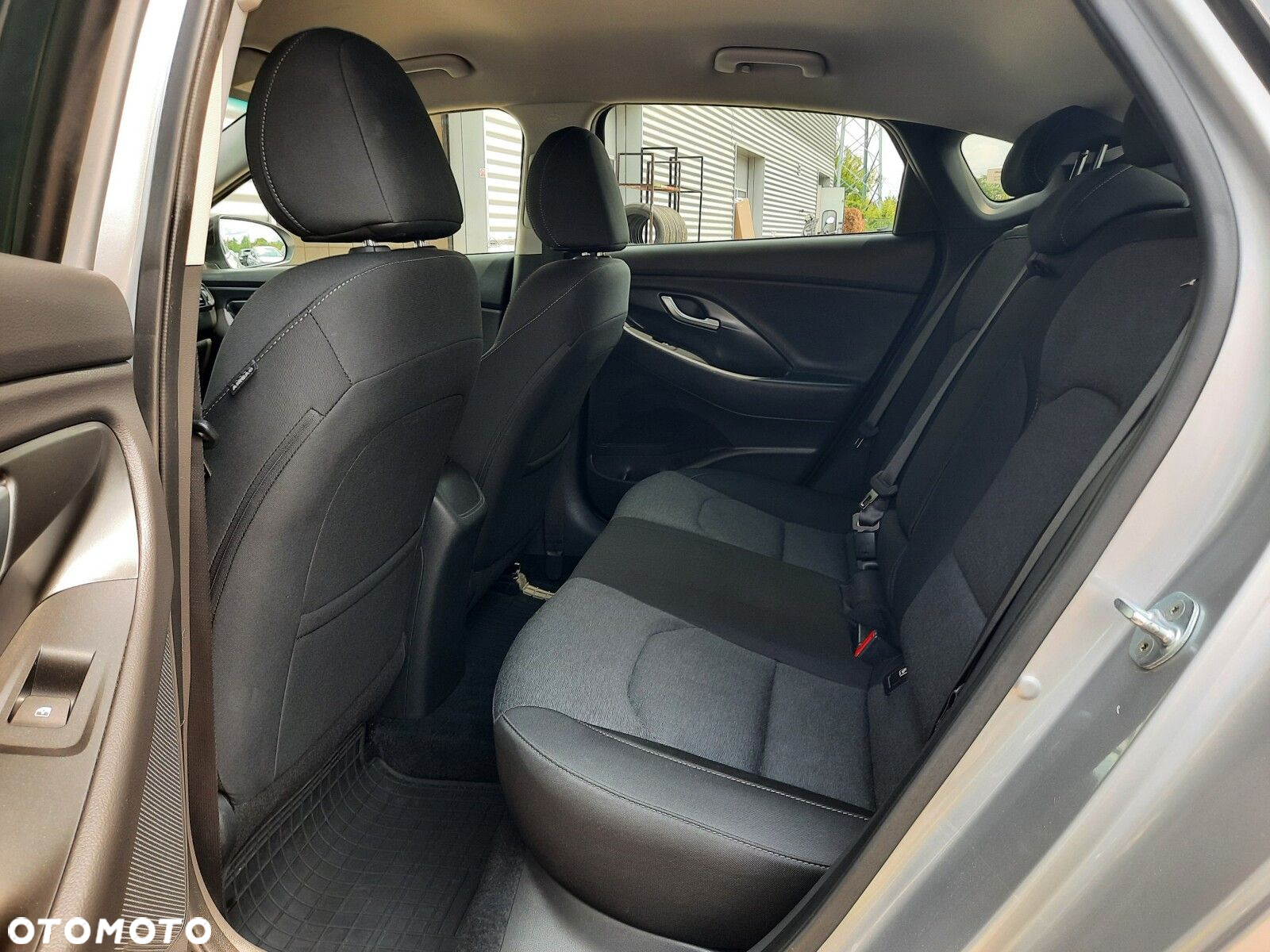 Hyundai i30 Fastback 1.5 T-GDI 48V Smart DCT - 14