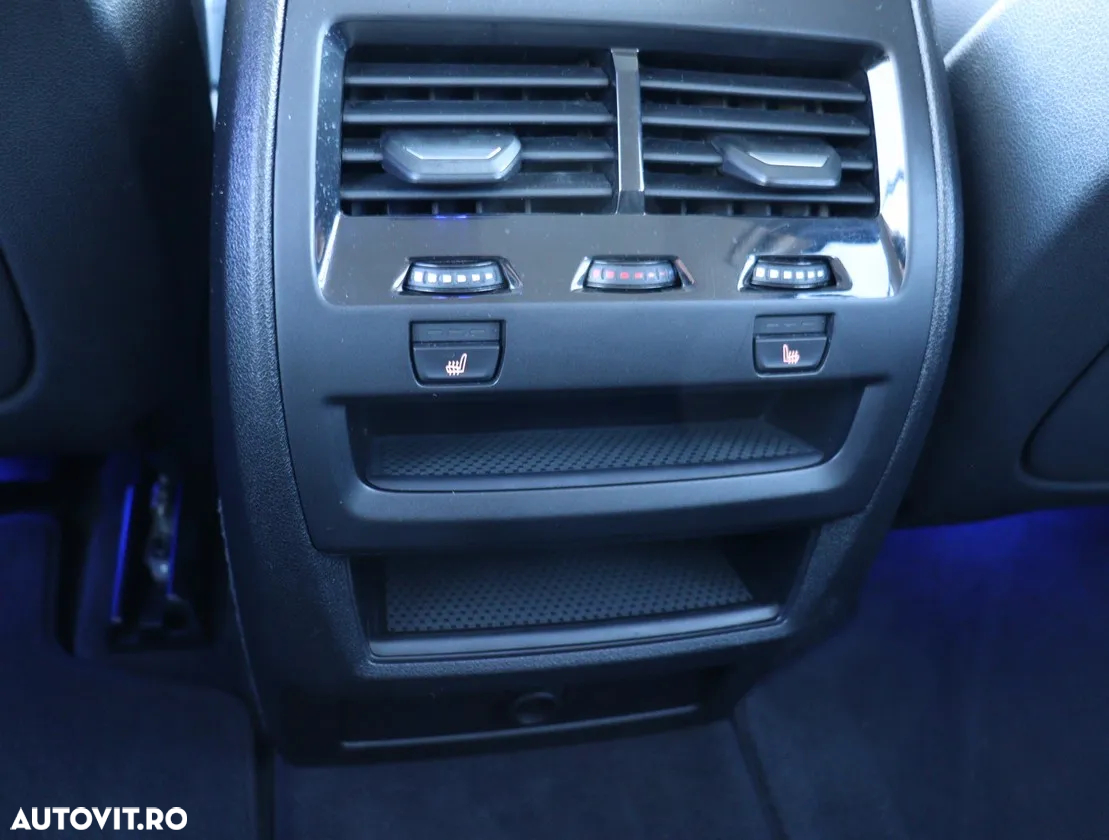 BMW X5 xDrive30d - 16