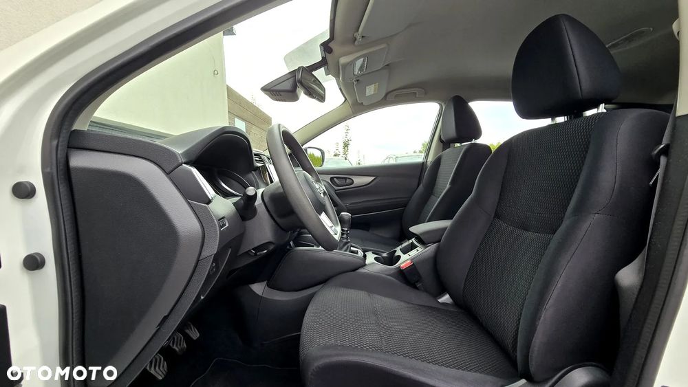 Nissan Qashqai 1.2 DIG-T N-Connecta - 19