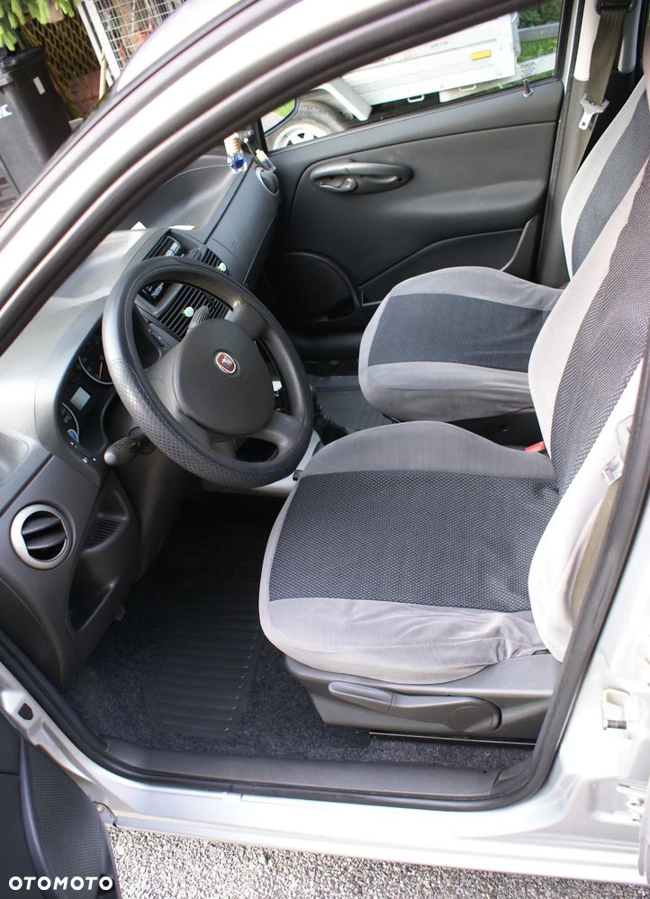 Fiat Punto 1.2 8V - 8