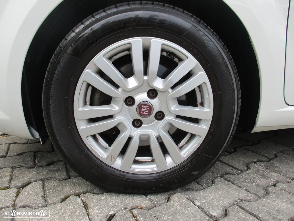 Fiat Punto 1.3 M-Jet Easy S&S - 24