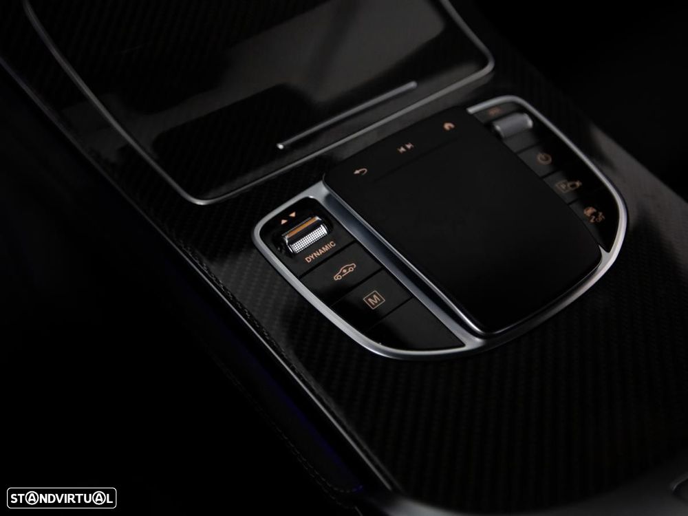 Mercedes-Benz GLC 300 de 4Matic - 32