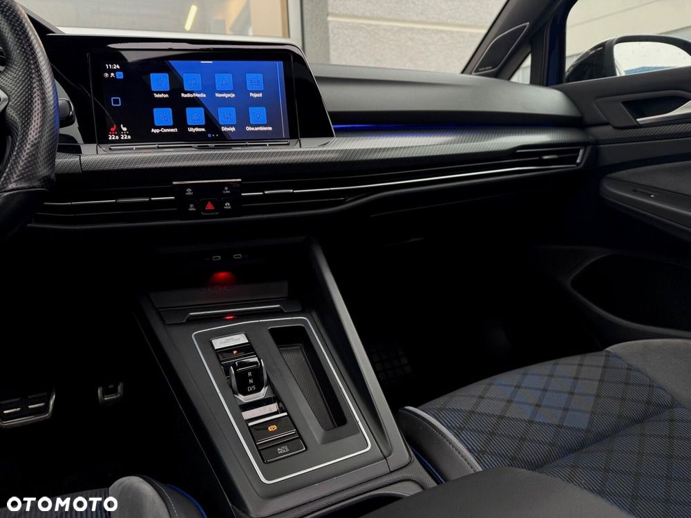 Volkswagen Golf - 15