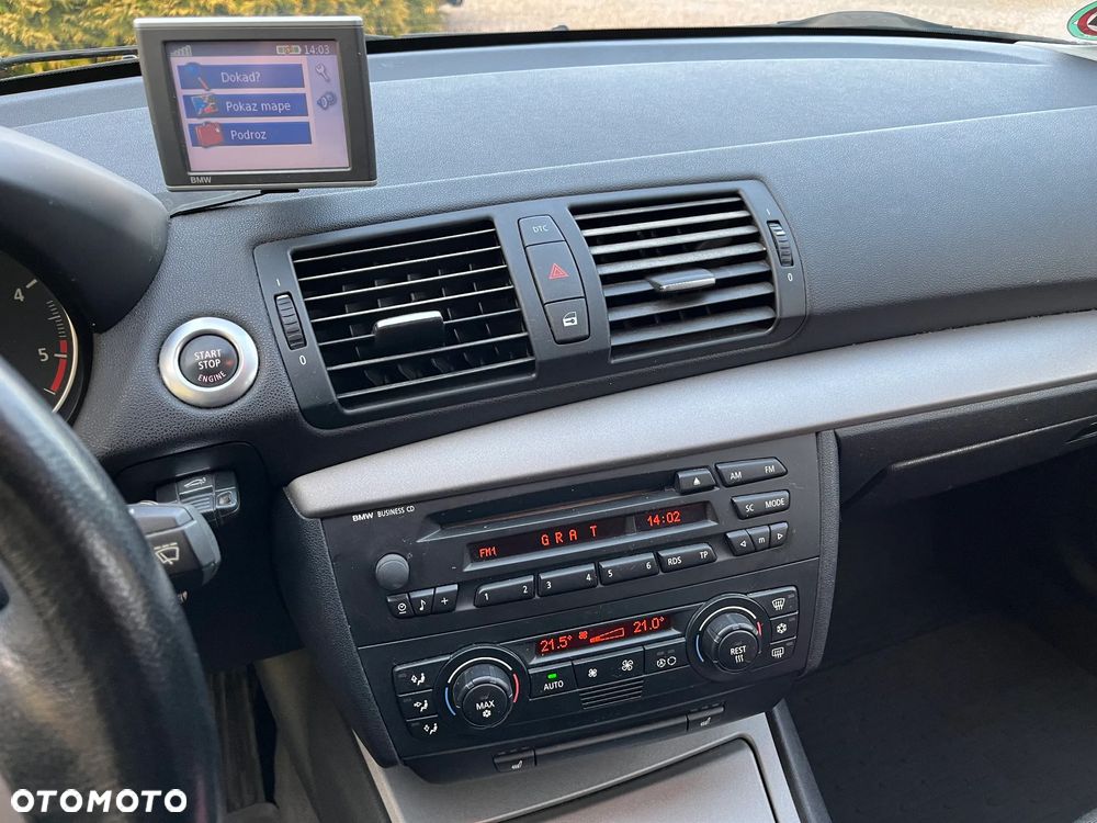 BMW Seria 1 118d DPF - 15