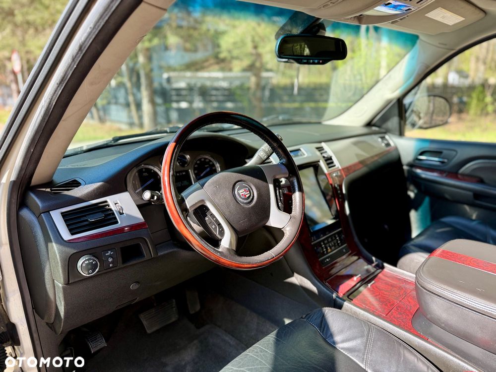 Cadillac Escalade 6.2 V8 Sport Luxury - 17