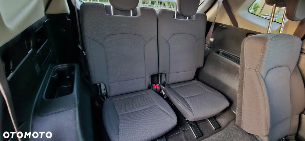 Kia Carens 1.7 CRDi L 7os - 11