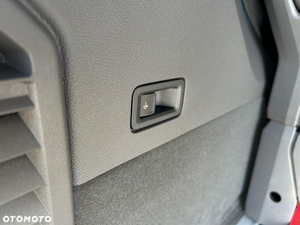 Volkswagen Multivan 2.0 TDI L2 Family DSG - 35