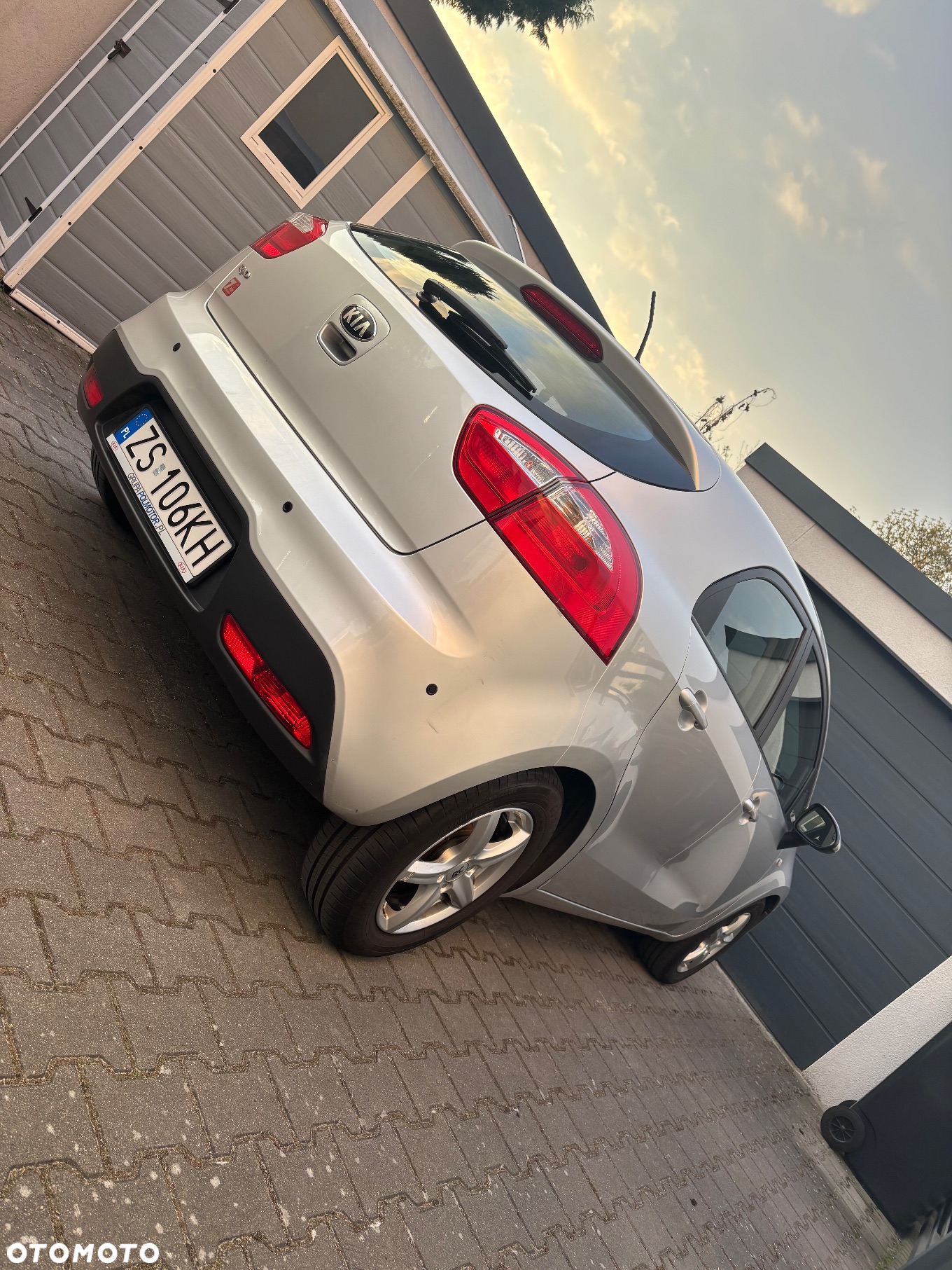 Kia Rio 1.2 M (klm) - 4