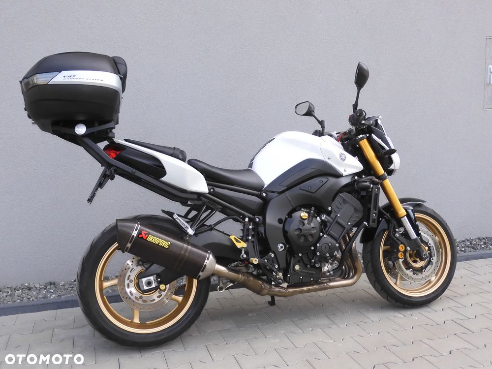 Yamaha FZ8 - 17