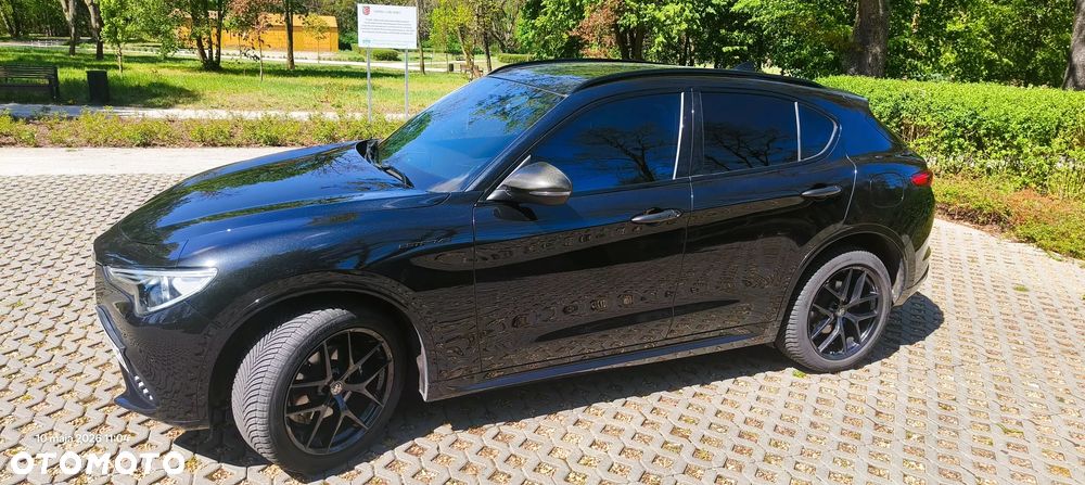 Alfa Romeo Stelvio 2.0 Turbo 16V AT8-Q4 Estrema - 12
