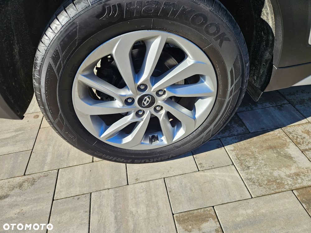 Hyundai Tucson 1.6 GDi 2WD Pure - 21