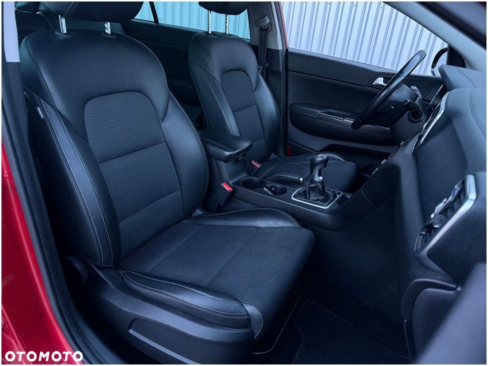 Kia Sportage 1.7 CRDI 2WD Attract - 18