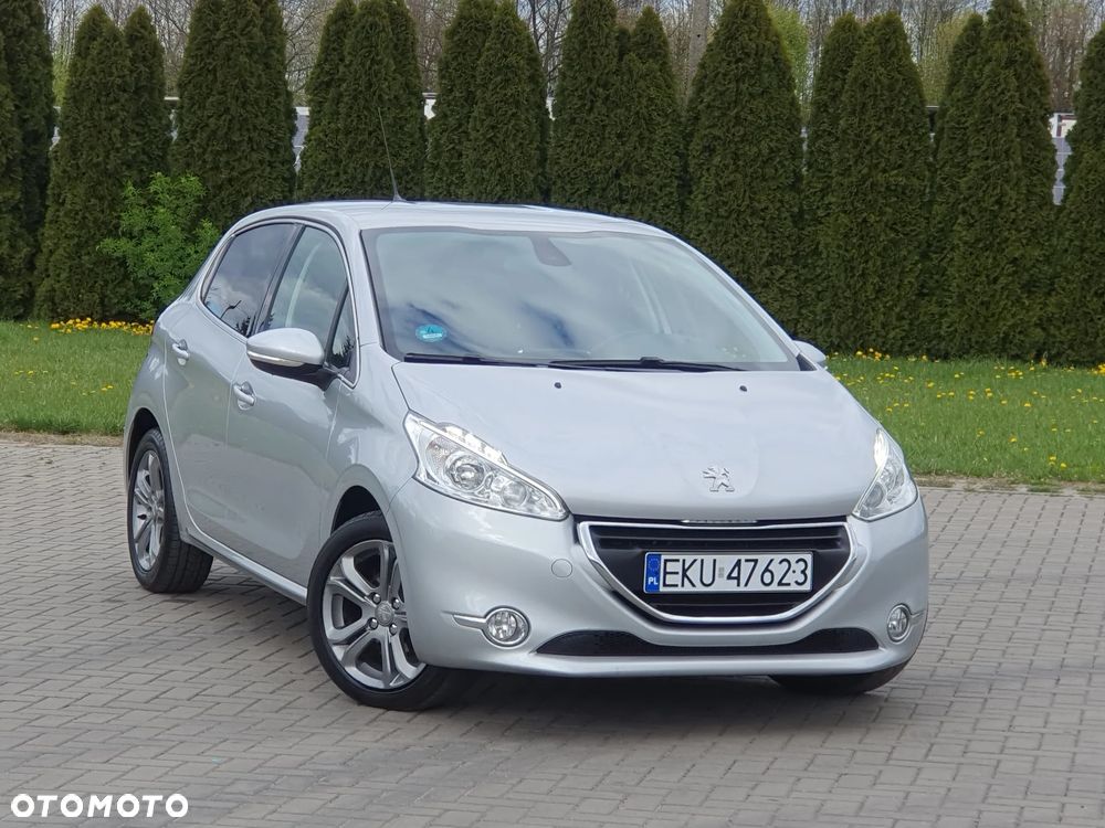 Peugeot 208 - 21