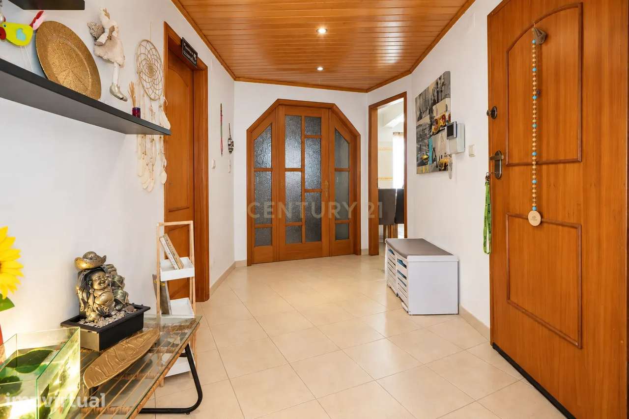 Apartamento T2 com terraço em Sta Marta do Pinhal, Corroios - Grande imagem: 4/23