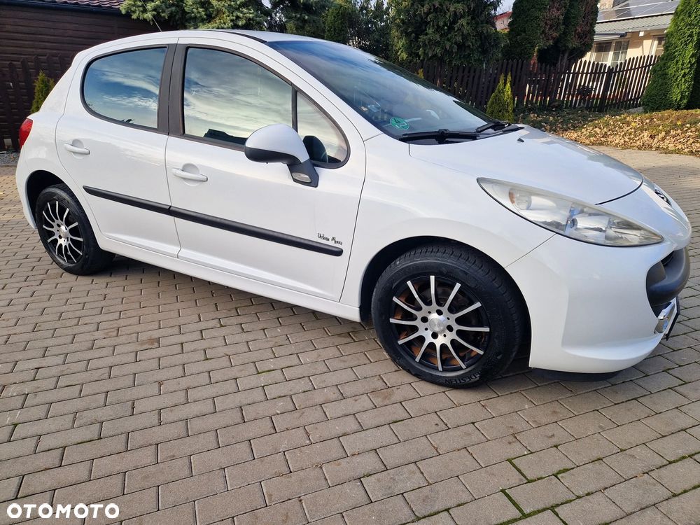Peugeot 207 75 Urban Move - 1